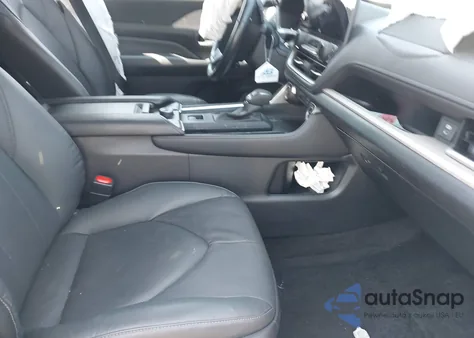 2024 Toyota Grand Highlander Platinum from USA, damaged, VIN 5TDAAAB50RS019075